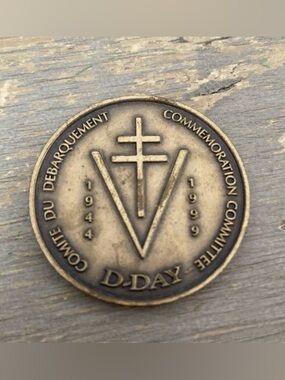 D Day Commemoration Committee 1999 Challenge Coin **Rare**